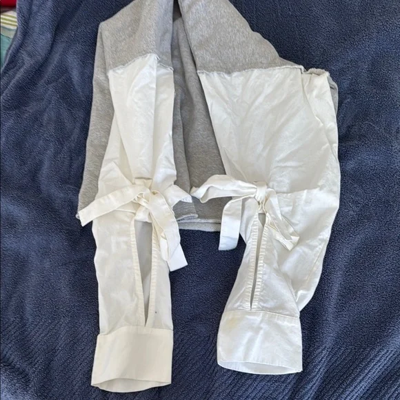 Gray and White Long Sleeve Top - Picture 3 of 5